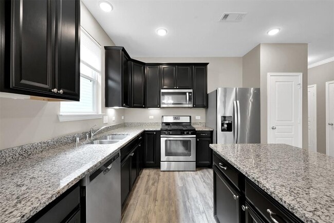 Building Photo - 2015 Lost Timbers Dr