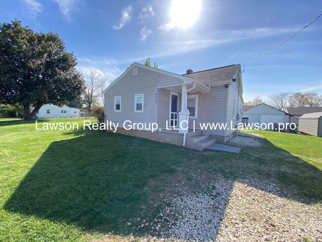 Primary Photo - One Level Living with Nice Yard