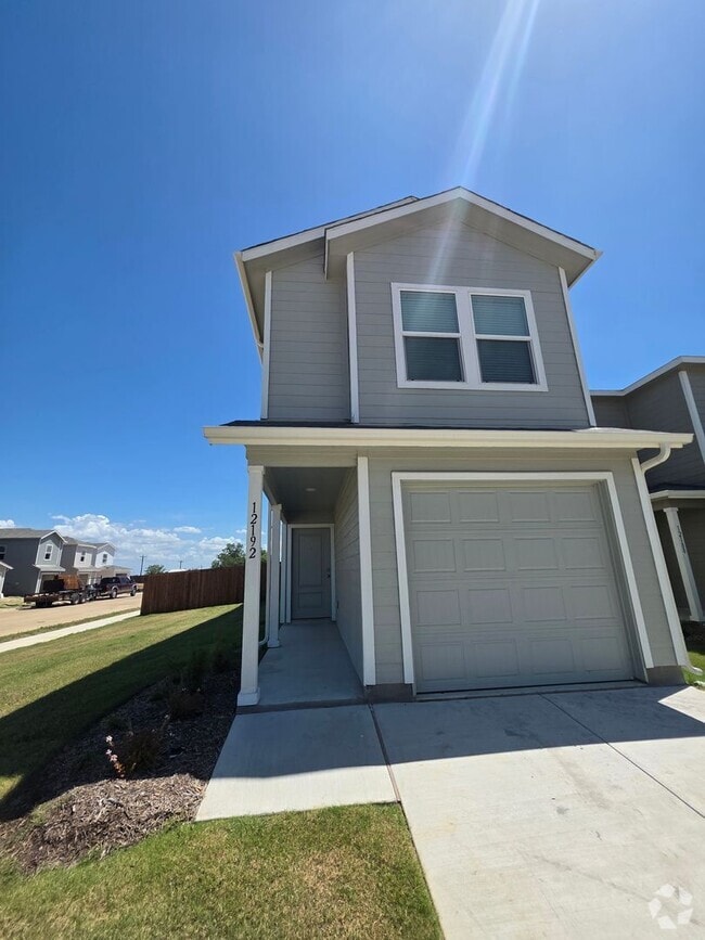 Building Photo - Charming New Build with Modern Layout – 3 ...