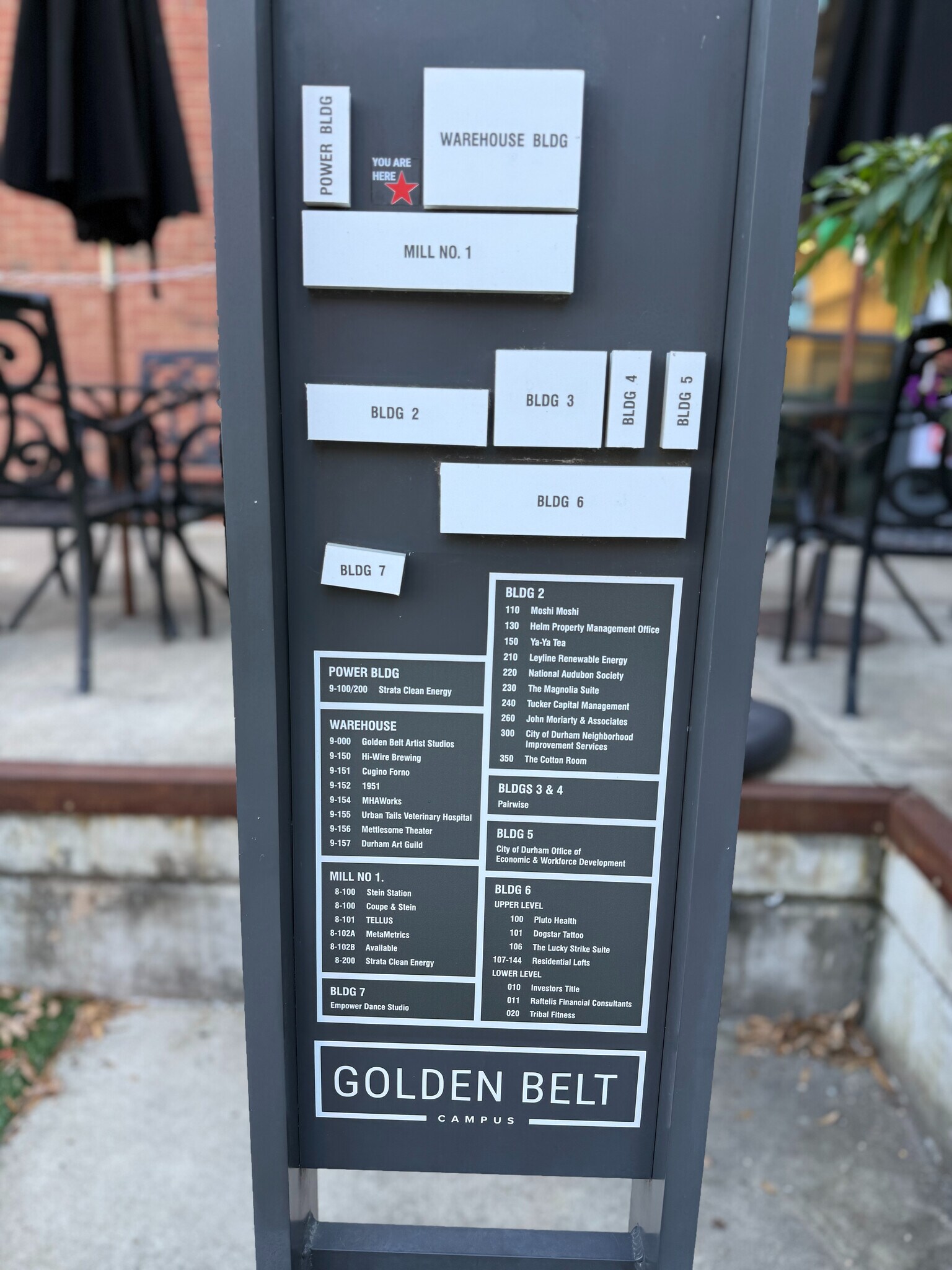 Building Photo - Room in Apartment on Liberty St