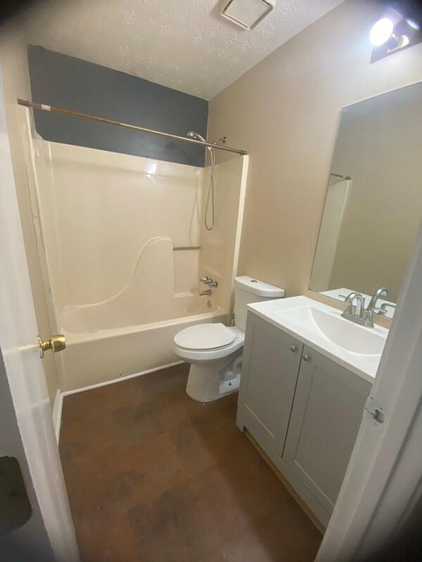 Building Photo - 2331 Wilkins Ct