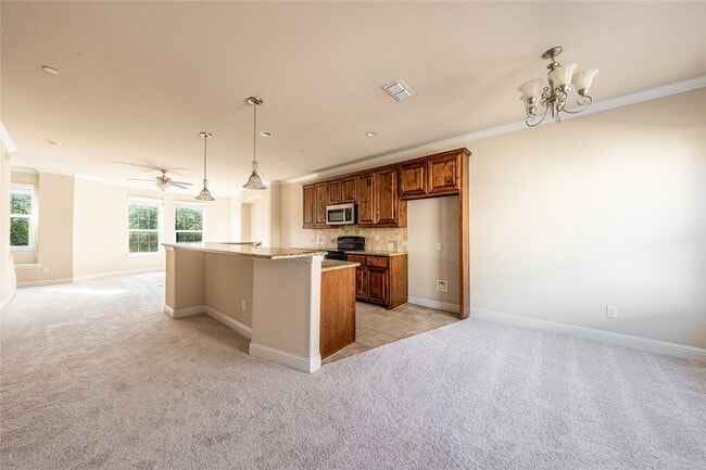 Building Photo - 2500 Rockbrook Dr