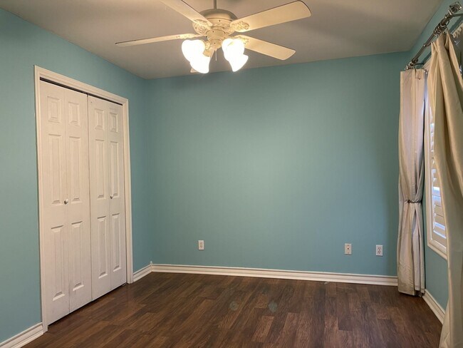 Building Photo - 510 Shiloh Dr