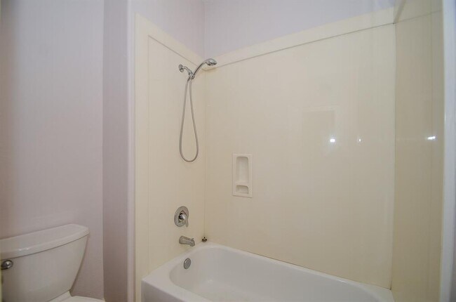 Building Photo - 15127 Oldtown Bridge Ct