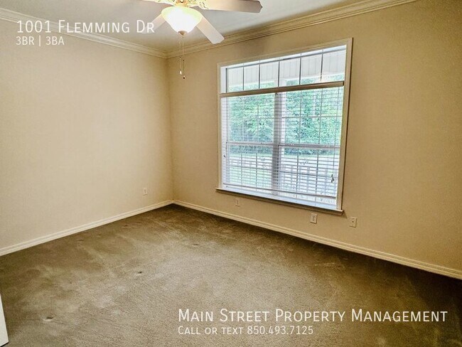 Building Photo - 1001 Fleming Dr