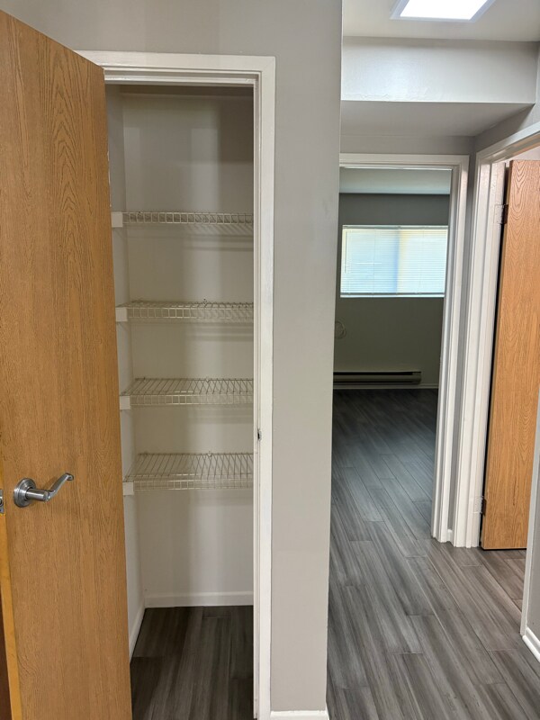 Building Photo - 1324 Geneva Dr