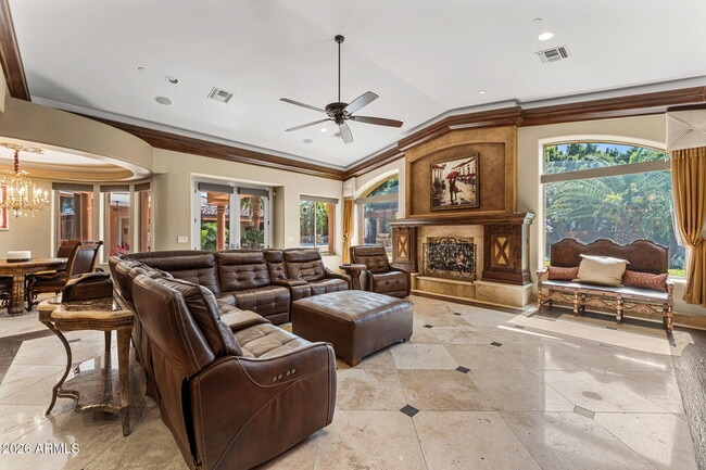 Building Photo - 11571 E Cochise Dr