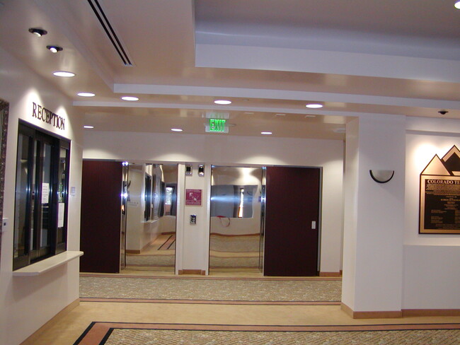 Building Photo - 2455 Colorado Blvd