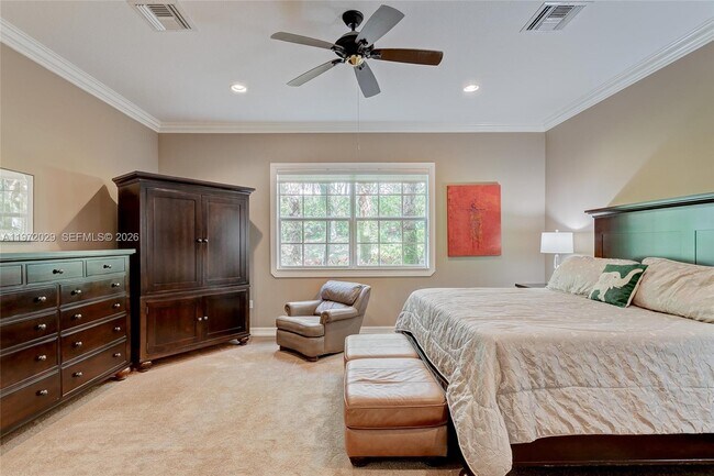 Building Photo - 345 Chambord Terrace