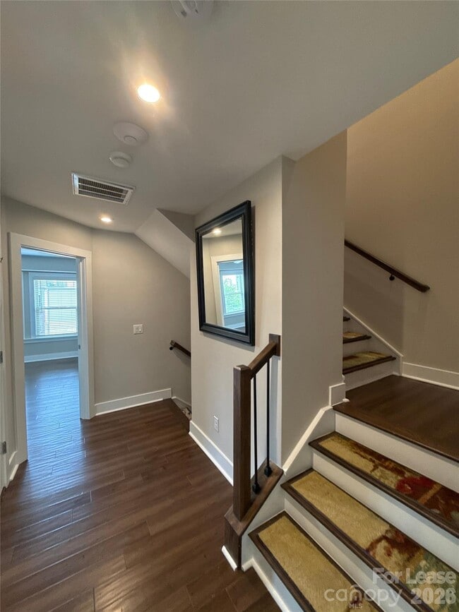 Building Photo - 17023 Soho Dr