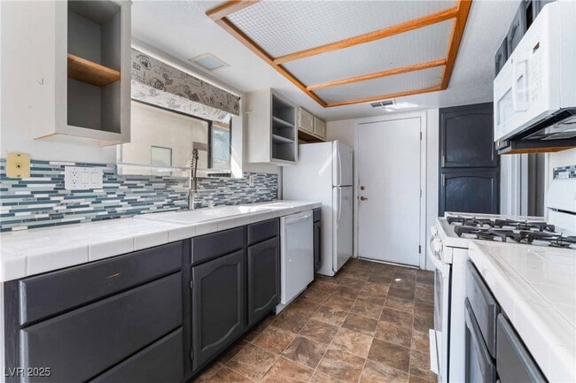 Building Photo - 6673 W Pleasant Plains Way