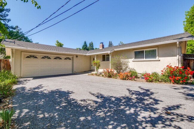 Primary Photo - Spacious Home l Massive 12,525 Sq Ft Lot l...