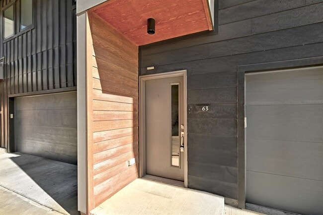 Building Photo - 5924 S Congress Ave