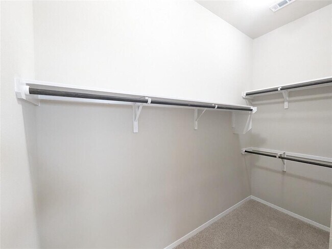 Building Photo - 212 Rollingwood Dr
