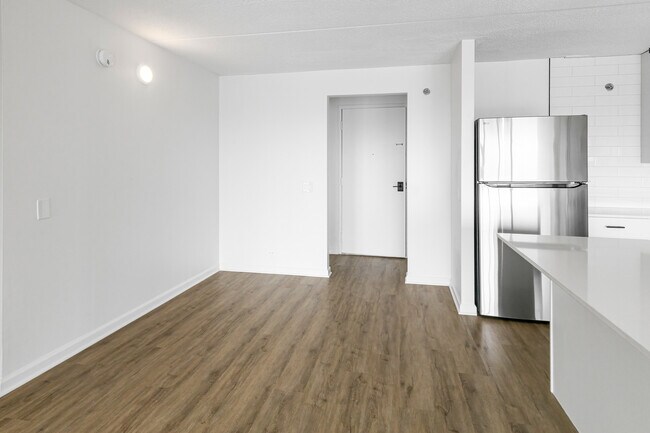 Building Photo - 1770 1st St