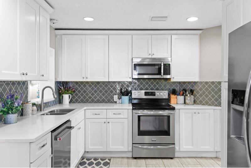 Building Photo - 350 N Phelps Ave