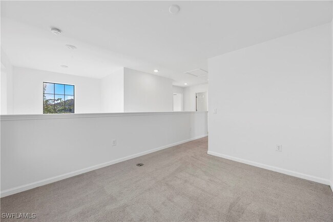 Building Photo - 4583 Lamaida Ln