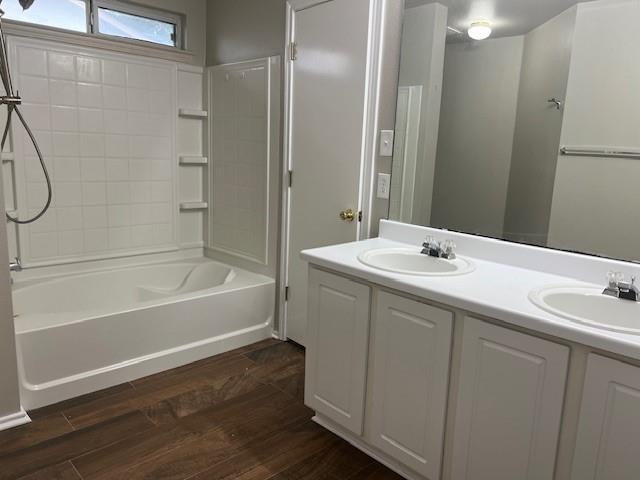 Building Photo - 331 Carriage Way