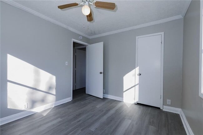 Building Photo - 953 Washington St SW