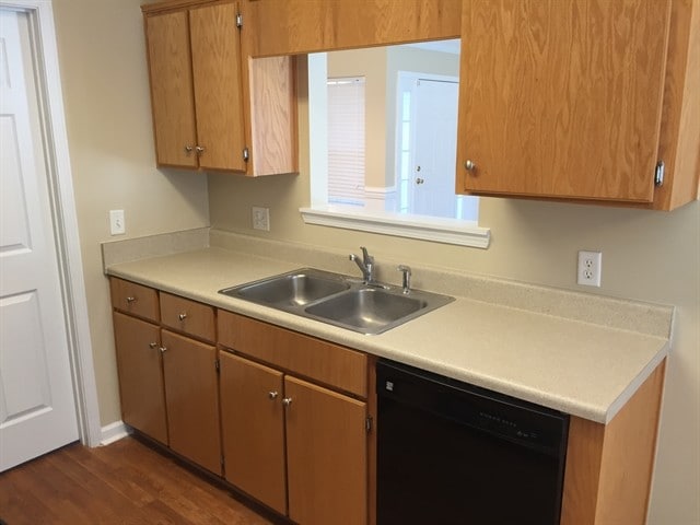 Photo - 109 W Tahoe Dr