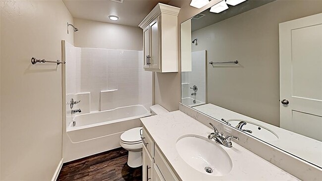Building Photo - 427 Summit Ridge Dr