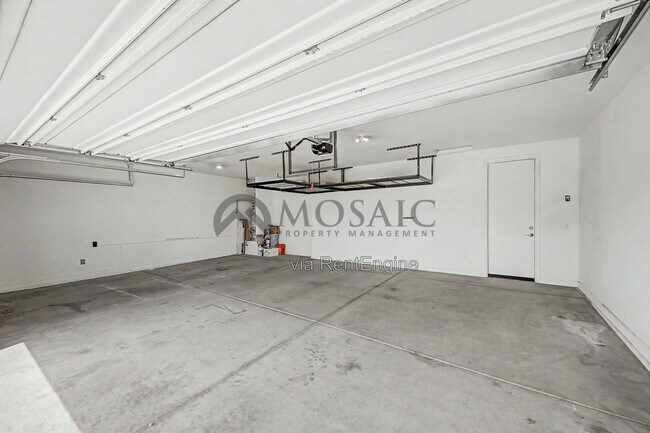 Building Photo - 598 W Belmont Red Trail