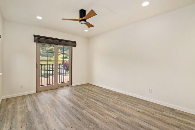 Building Photo - This Sunset Beach Estates Townhome will have you speechless!