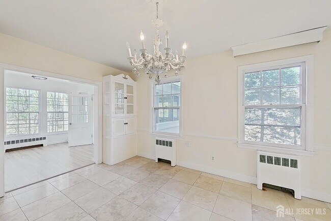 Building Photo - 205 Ashland Rd