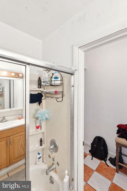 Building Photo - 1722 Willington St