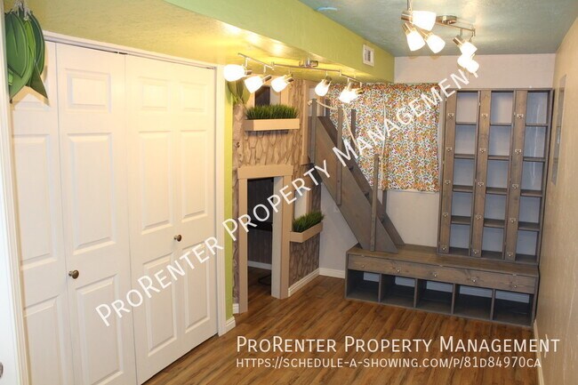 Building Photo - 2898 W 1375 N