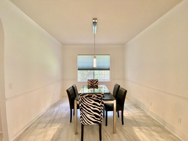 Building Photo - Renovated Haile Plantation Home – Move-In ...