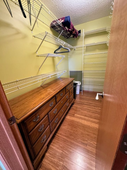 Building Photo - 13918 Riverview Dr NW