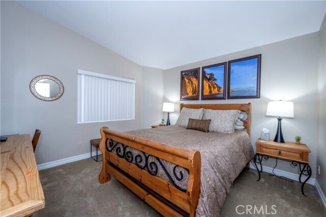 Building Photo - 10 Corniche Dr