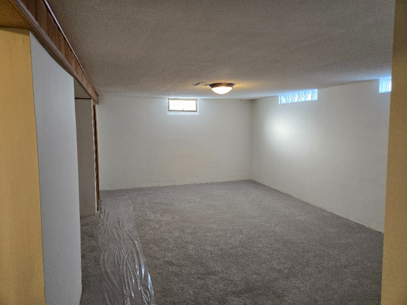 Building Photo - 301 W 2nd St