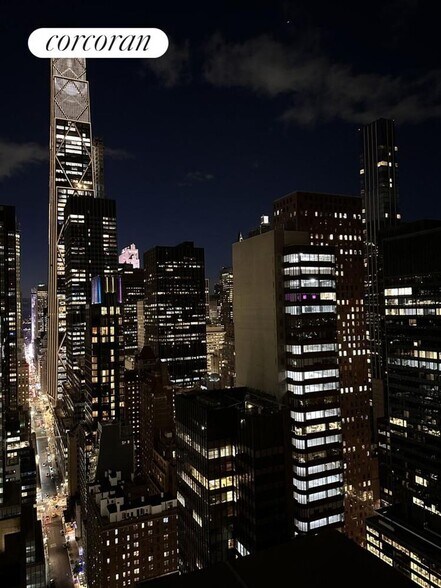 Building Photo - 232-236 E 47th St