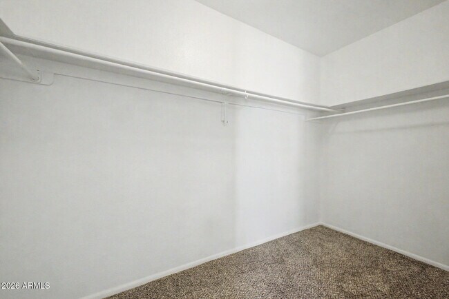 Building Photo - 4828 W Palo Verde Ave