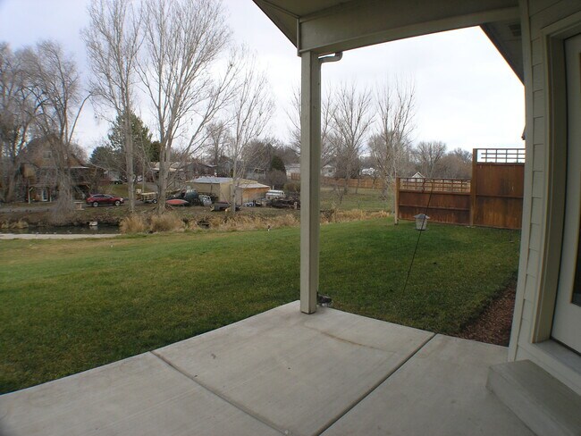 Building Photo - 2576 E Hidden Crk St