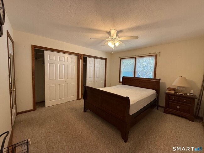 Building Photo - 14 Daniel Dr