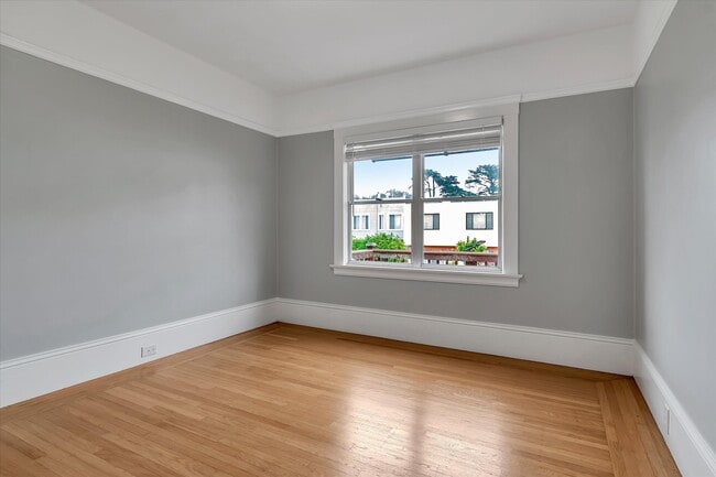 Building Photo - 785 Athens St