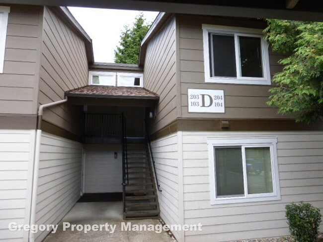 Building Photo - 12621 NE 130th Way