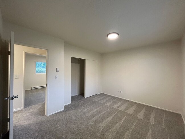 Building Photo - Freshly Updated 3-Bedroom Home with Spacious Backyard and Garage