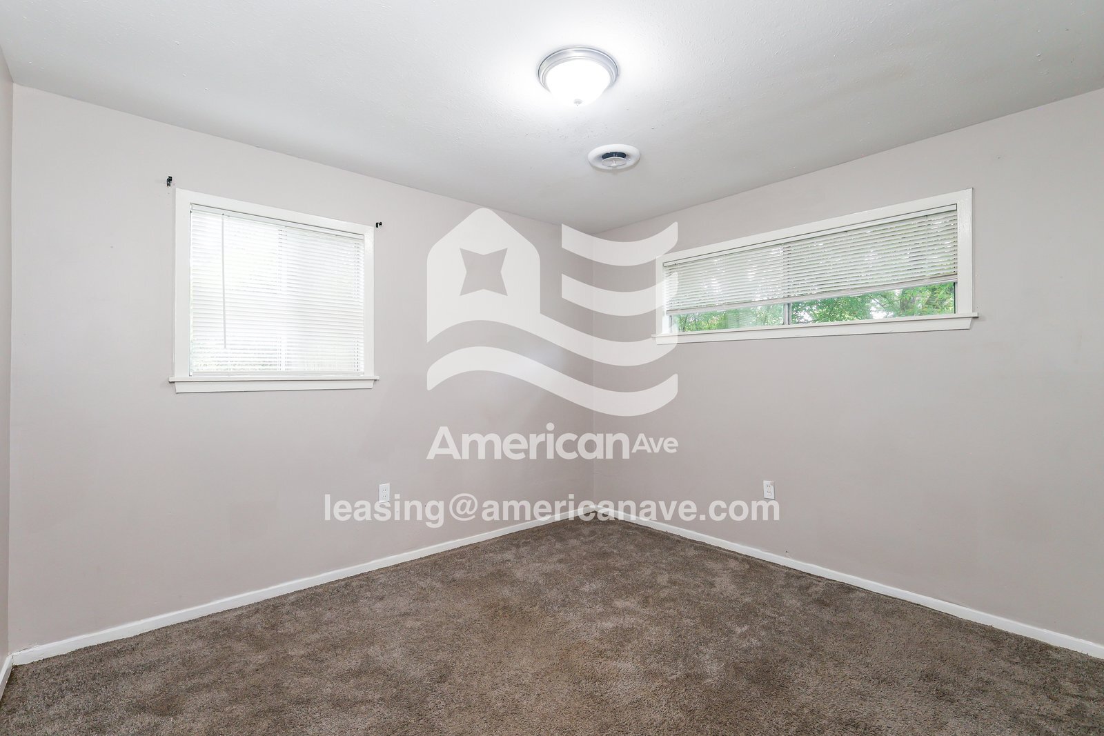 Building Photo - 408 Queen Marie Ln