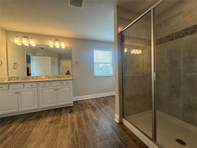Building Photo - 16154 Monterey Greens Cir