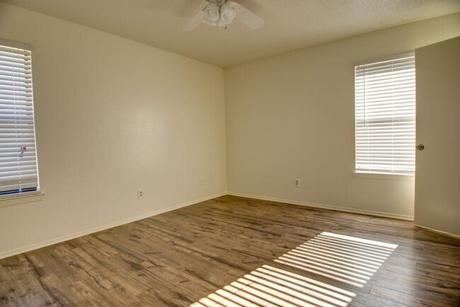 Building Photo - AVAILABLE SOON! *MORE PHOTOS COMING SOON*