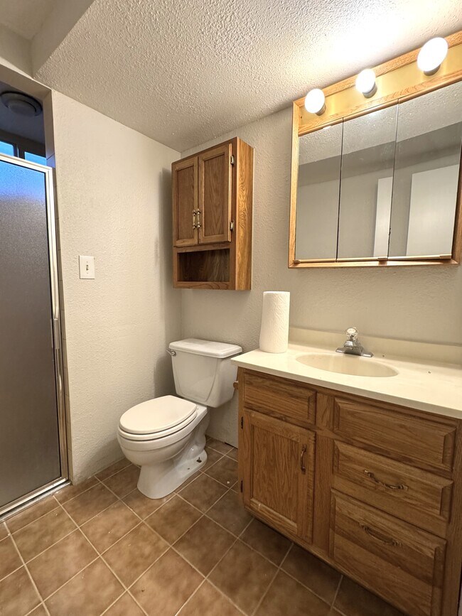 Building Photo - 3084 S Xanthia St