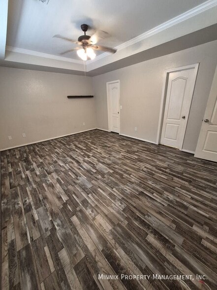 Building Photo - 2113 SW 59th Ave