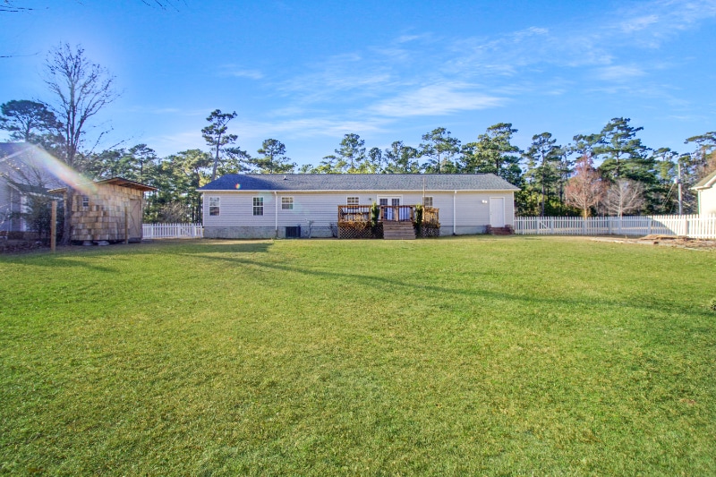 Building Photo - 405 NC-172