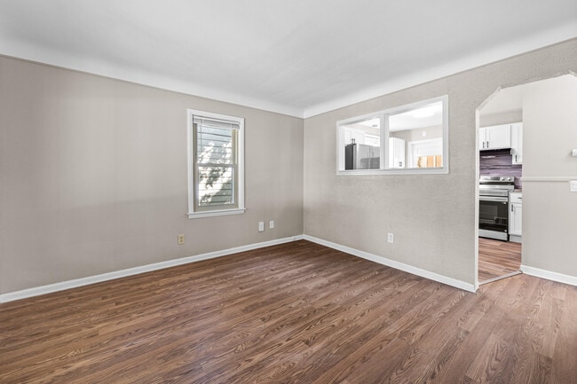 Building Photo - 4705 Jackson St