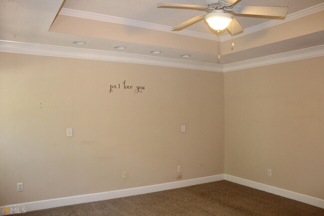 Building Photo - 203 Carrington Way