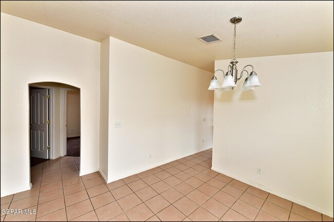 Building Photo - 14164 Robert Ituarte Dr